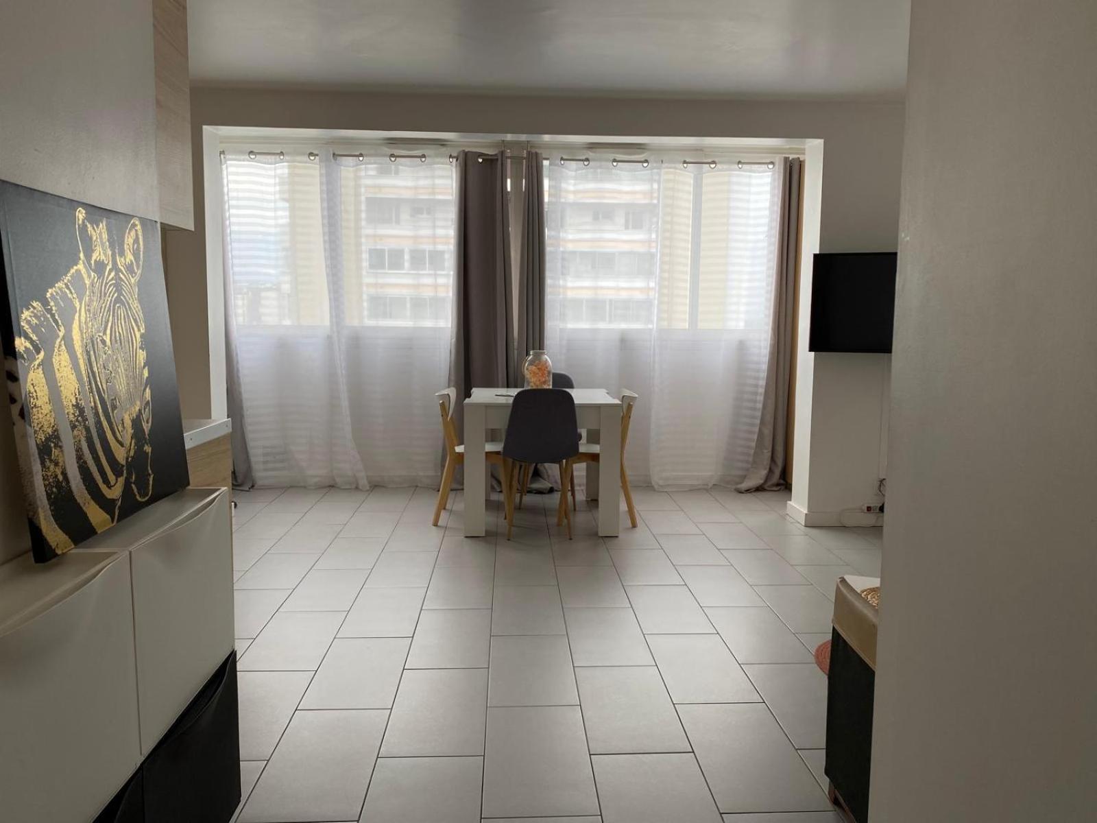 Appartement Aux Portes De Paris Creteil Ngoại thất bức ảnh